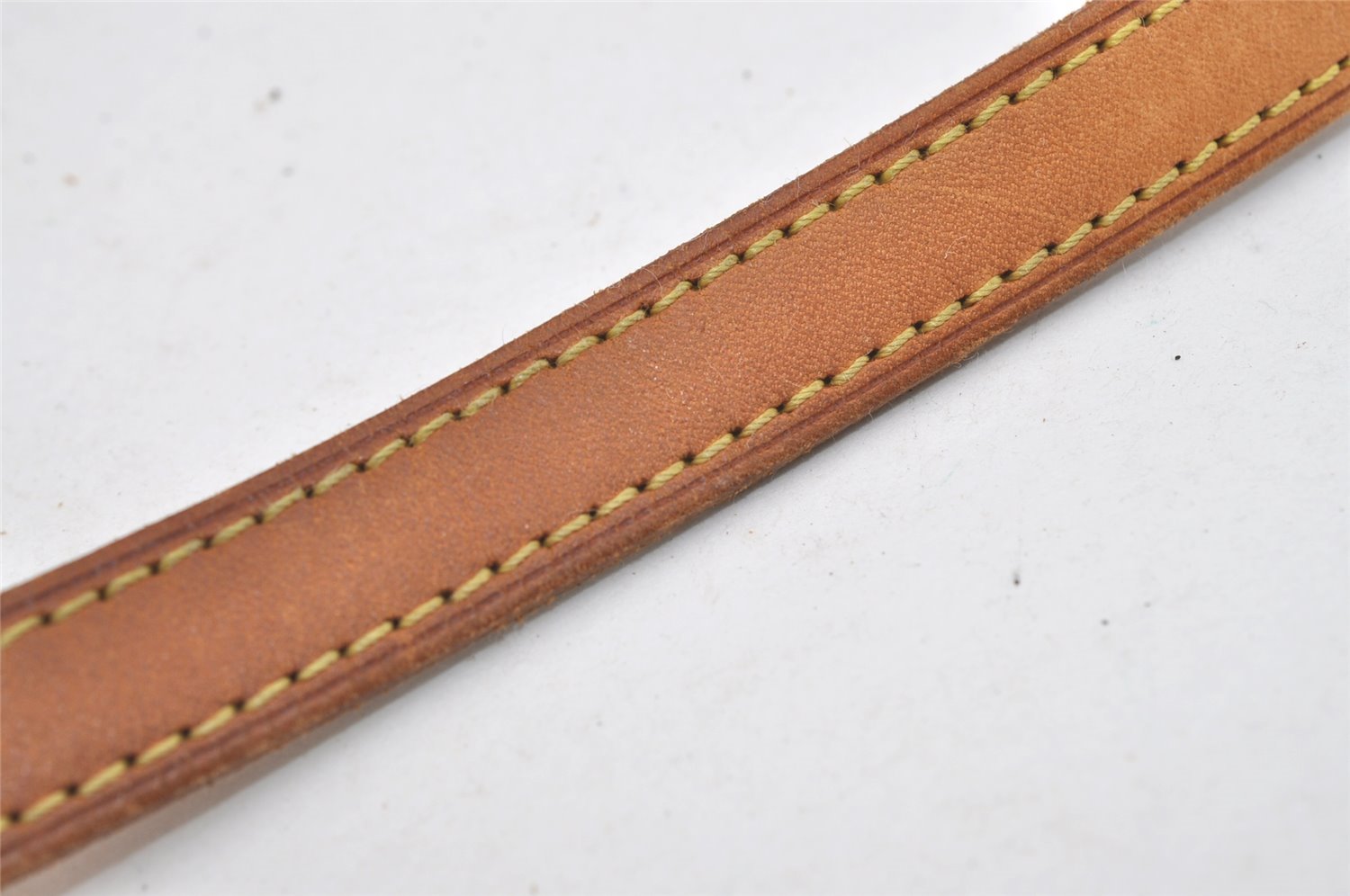 Authentic Louis Vuitton Leather Shoulder Strap For Bucket PM 27.6