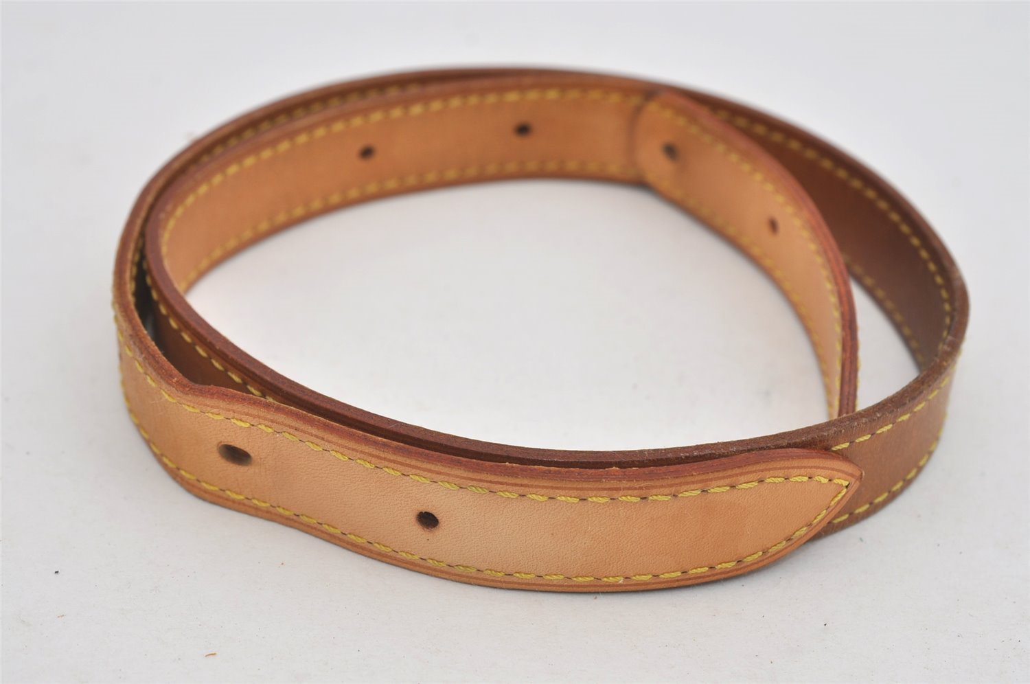 Authentic Louis Vuitton Leather Shoulder Strap For Bucket PM 28