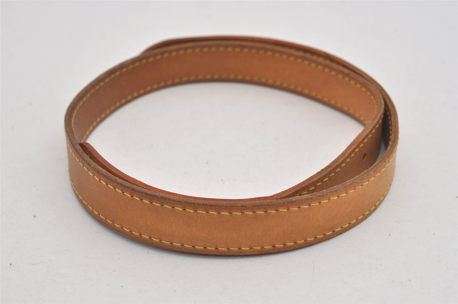 Authentic Louis Vuitton Leather Shoulder Strap For Bucket PM 28