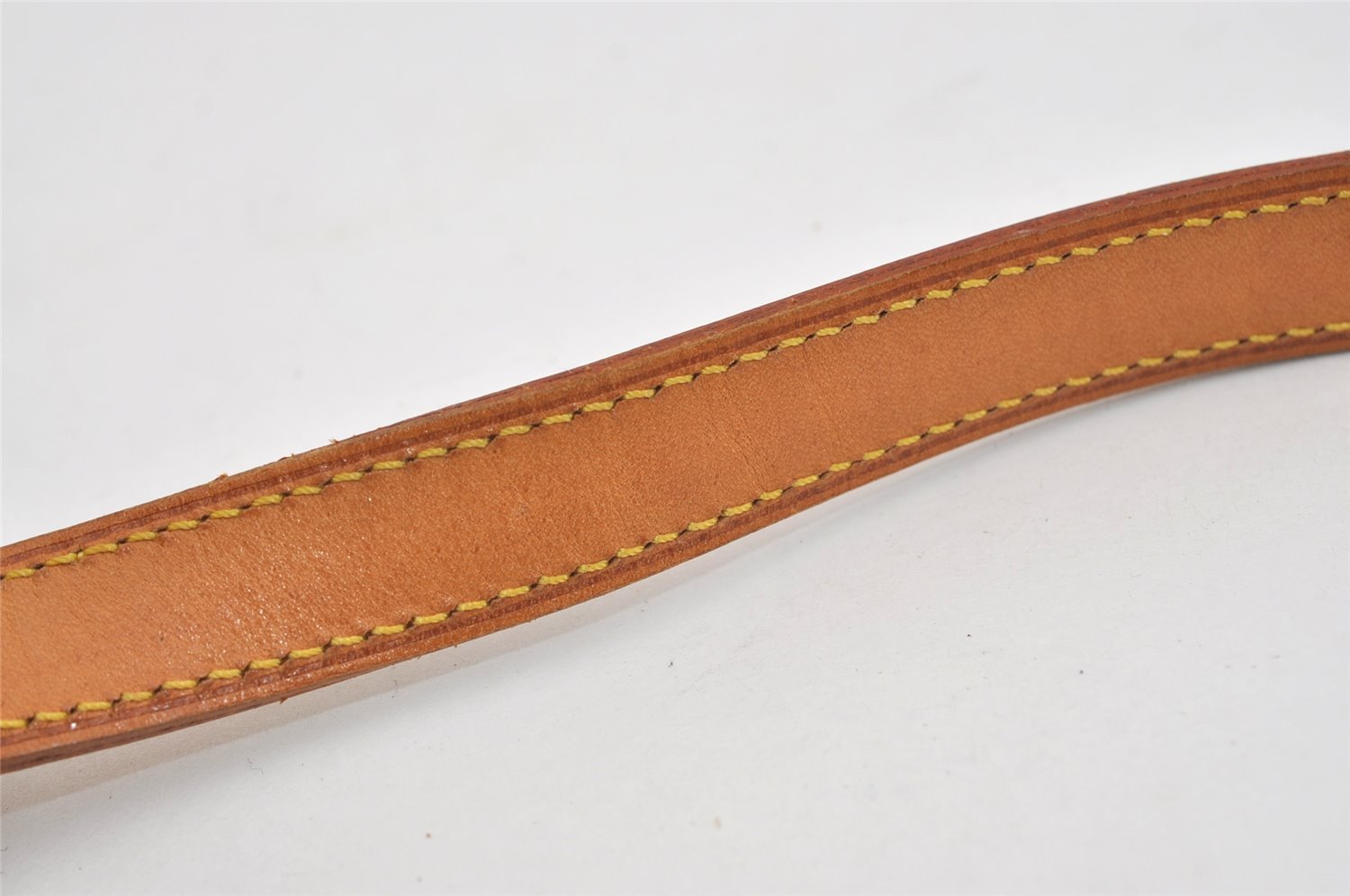 Authentic Louis Vuitton Leather Shoulder Strap For Bucket GM 31.9