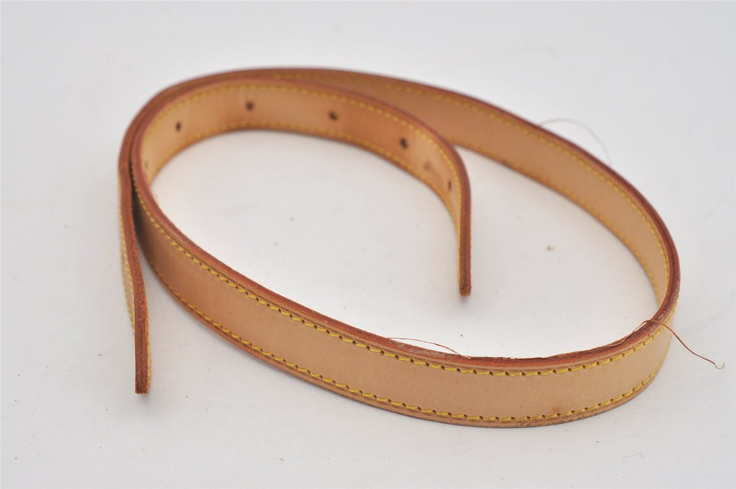 Authentic Louis Vuitton Leather Shoulder Strap For Bucket GM 31.9