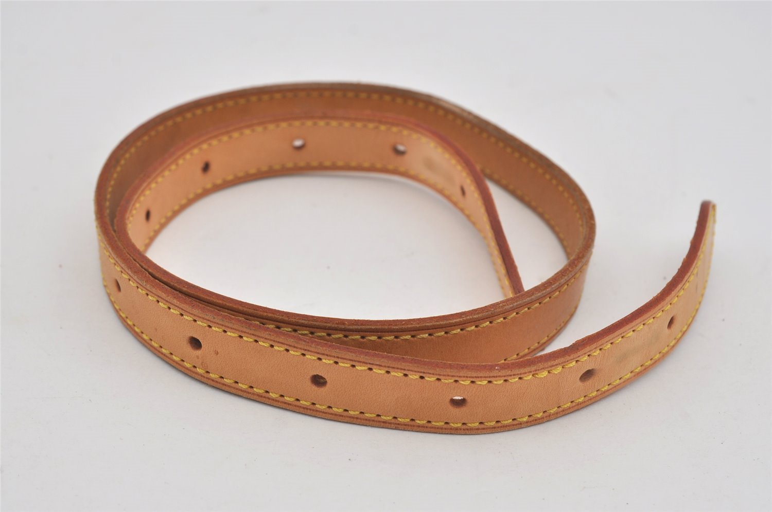 Authentic Louis Vuitton Leather Shoulder Strap For Bucket GM 31.9