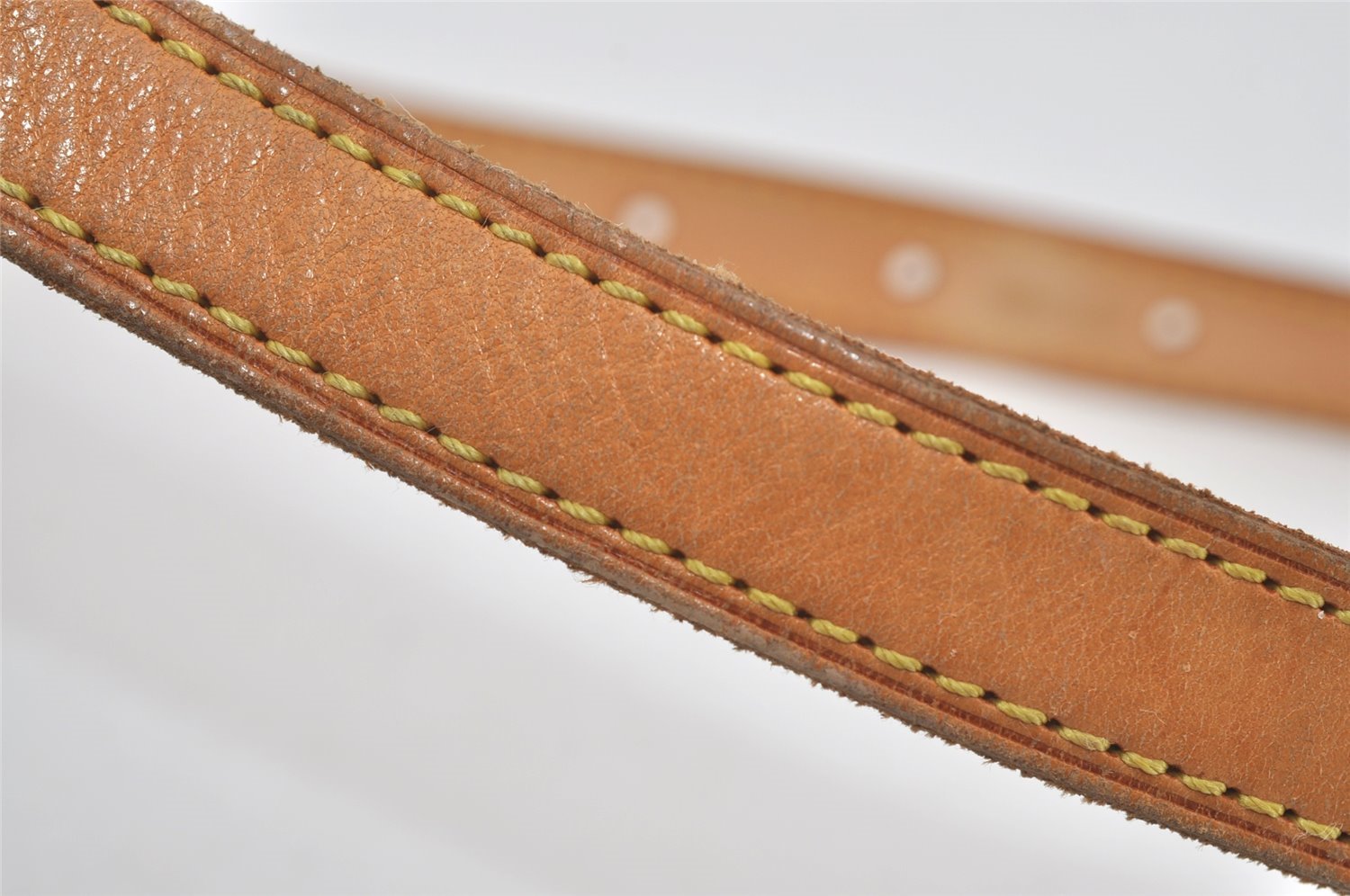 Authentic Louis Vuitton Leather Shoulder Strap For Bucket GM 31.9