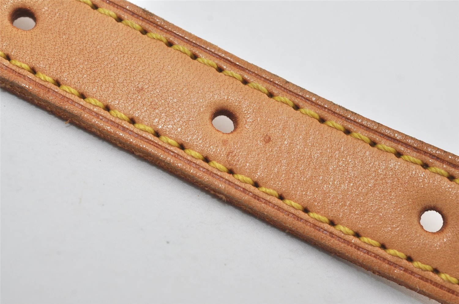 Authentic Louis Vuitton Leather Shoulder Strap For Bucket GM 31.9