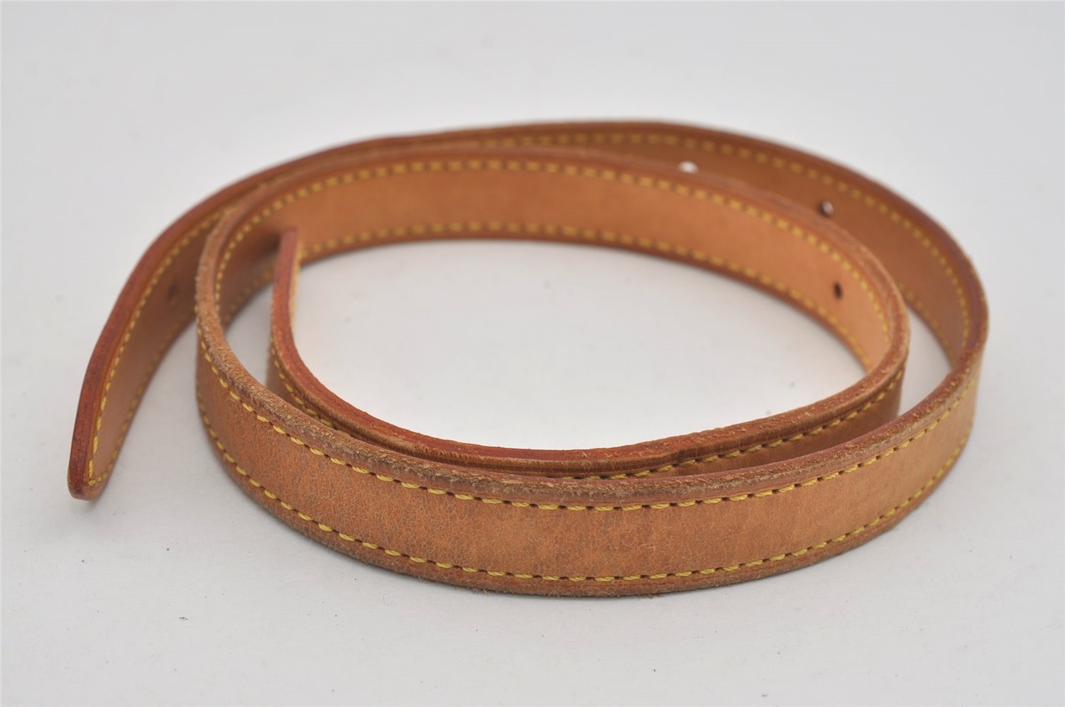 Authentic Louis Vuitton Leather Shoulder Strap For Bucket GM 31.9