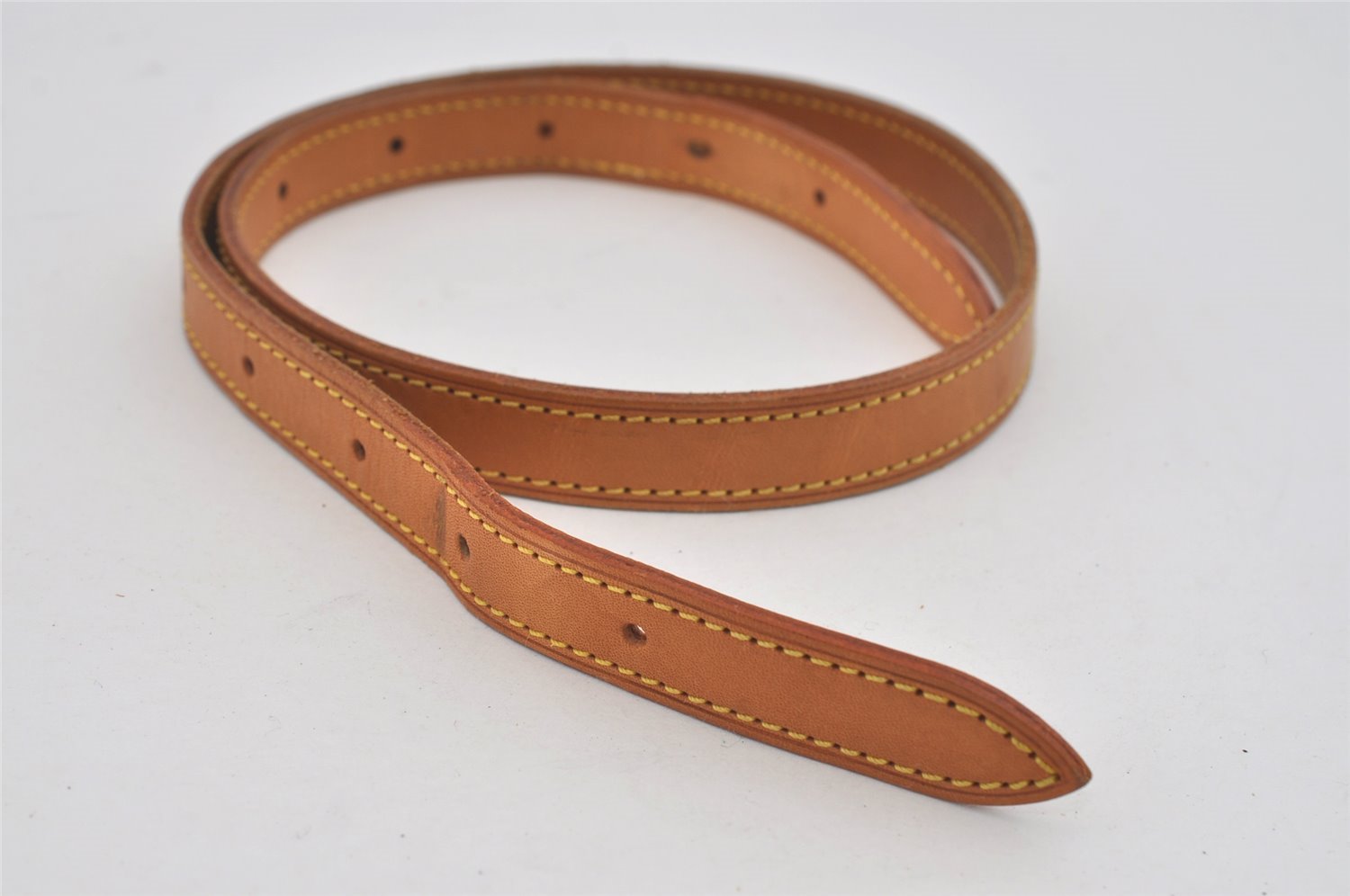 Authentic Louis Vuitton Leather Shoulder Strap For Bucket GM 31.9