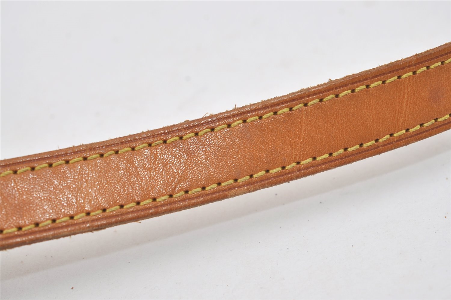 Authentic Louis Vuitton Leather Shoulder Strap For Bucket GM 31.9