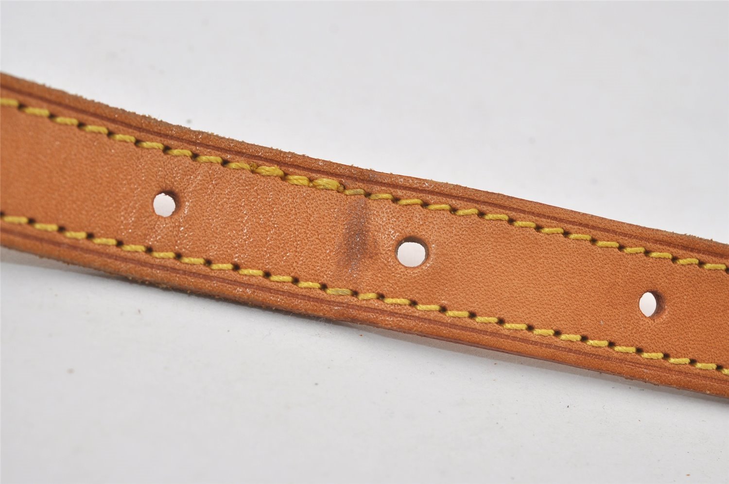 Authentic Louis Vuitton Leather Shoulder Strap For Bucket GM 31.9