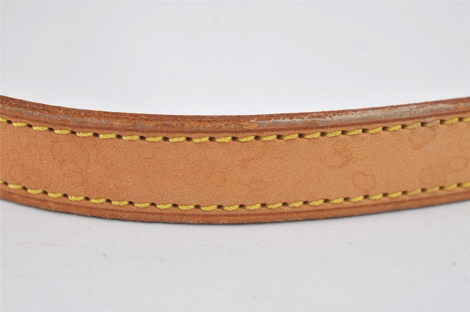 Authentic Louis Vuitton Leather Shoulder Strap For Bucket GM 31.9