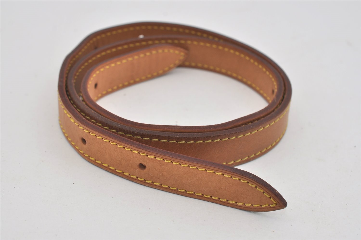 Authentic Louis Vuitton Leather Shoulder Strap For Bucket GM 31.9