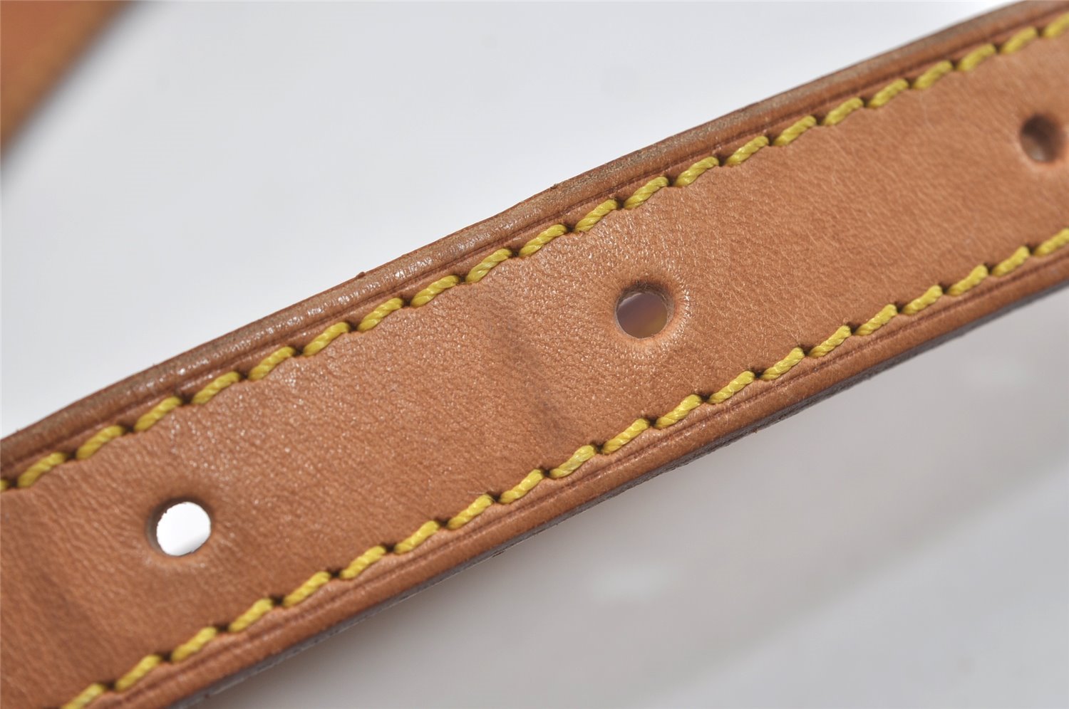 Authentic Louis Vuitton Leather Shoulder Strap For Bucket GM 31.9