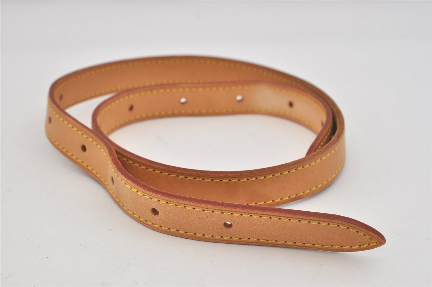 Authentic Louis Vuitton Leather Shoulder Strap For Bucket GM 31.9