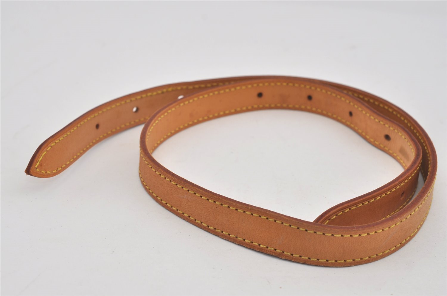 Authentic Louis Vuitton Leather Shoulder Strap For Bucket GM 31.9