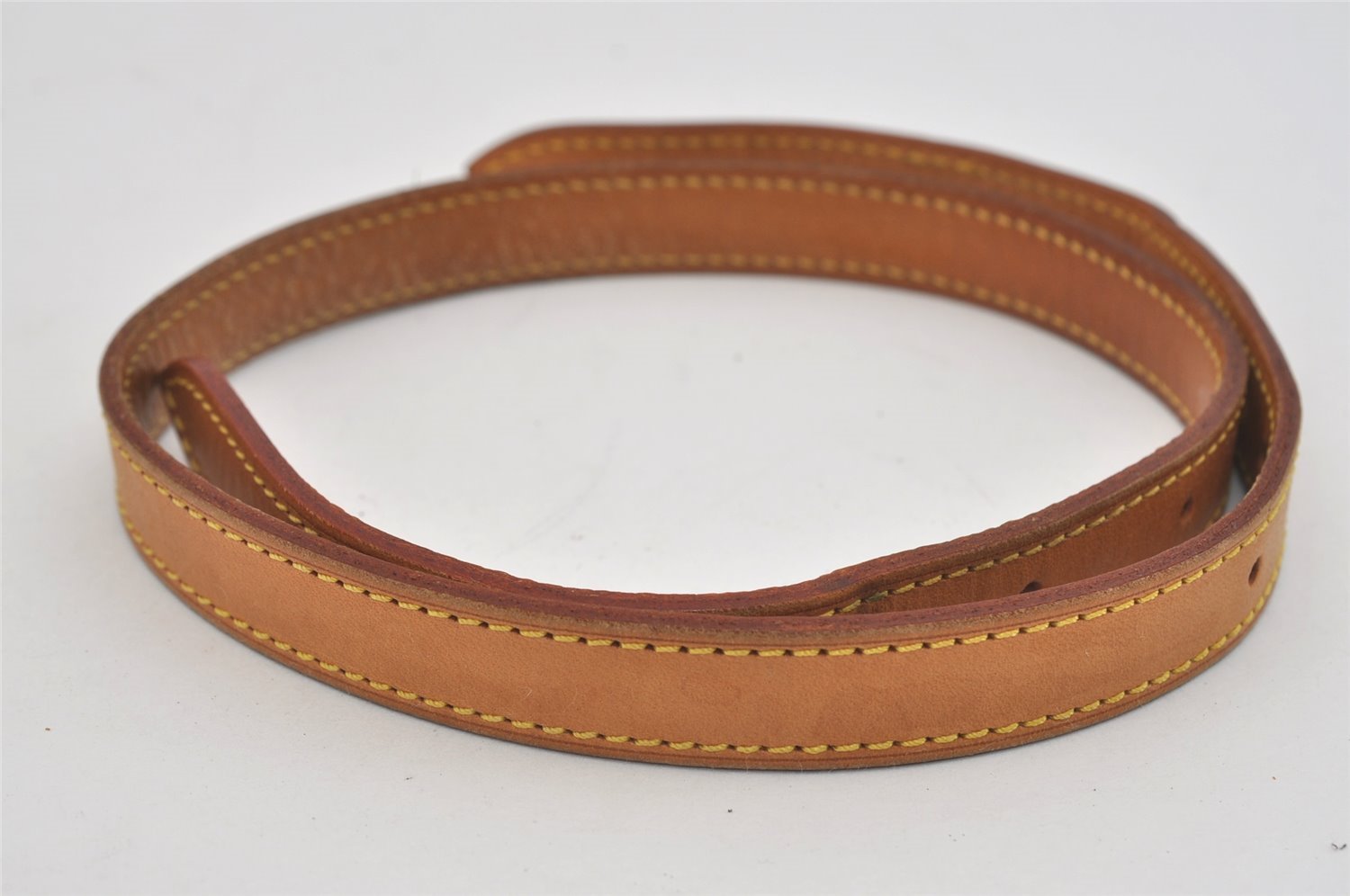 Authentic Louis Vuitton Leather Shoulder Strap For Bucket GM 31.9