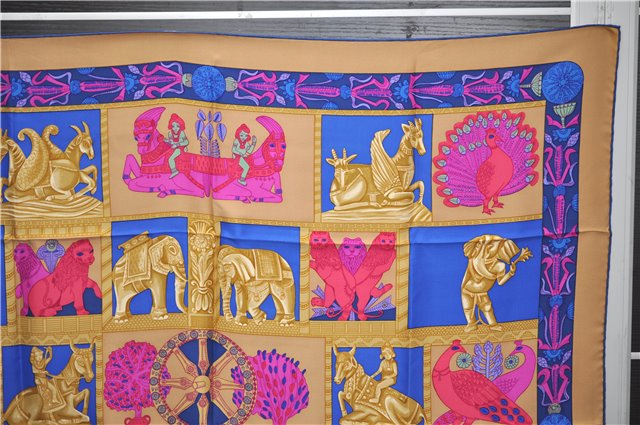 Authentic HERMES Carre 90 Scarf 