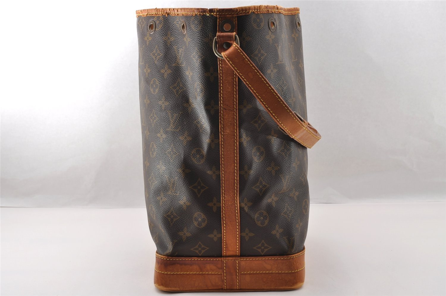 Authentic Louis Vuitton Monogram Noe Shoulder Drawstring Bag M42224 LV 3090I