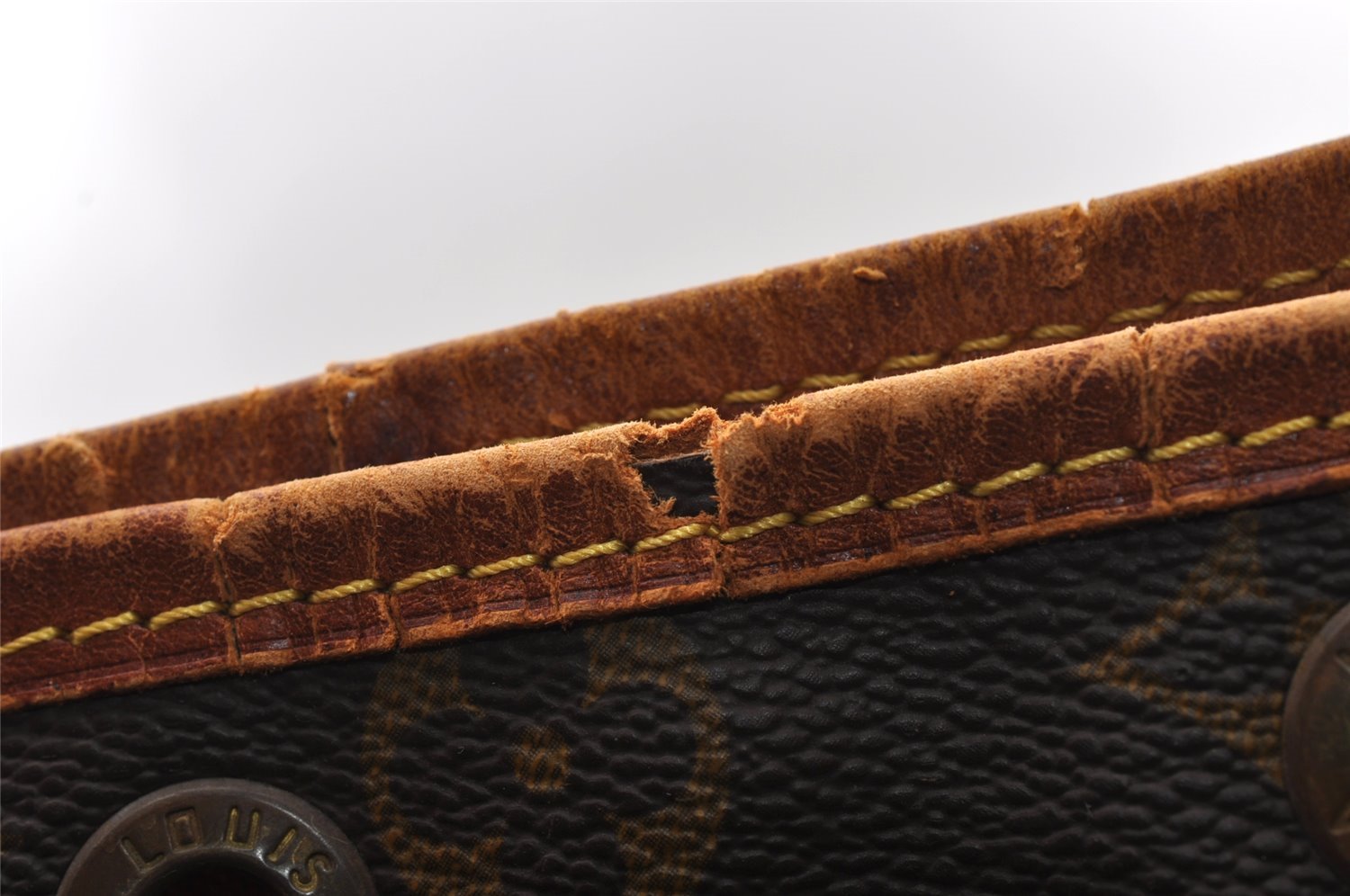 Authentic Louis Vuitton Monogram Noe Shoulder Drawstring Bag M42224 LV 3090I