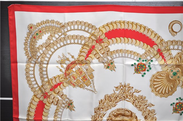 Authentic HERMES Carre 90 Scarf 