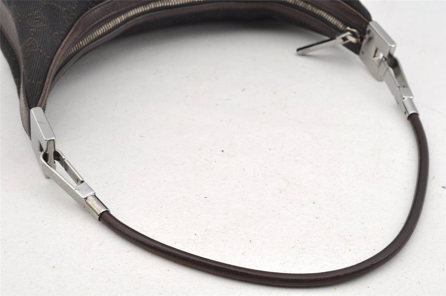 Authentic GUCCI Shoulder Hand Bag Purse GG Canvas Leather 01234 Brown 3093I