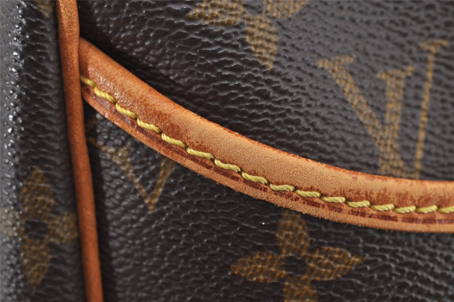 Authentic Louis Vuitton Monogram Deauville Hand Bag M47270 LV 3100I