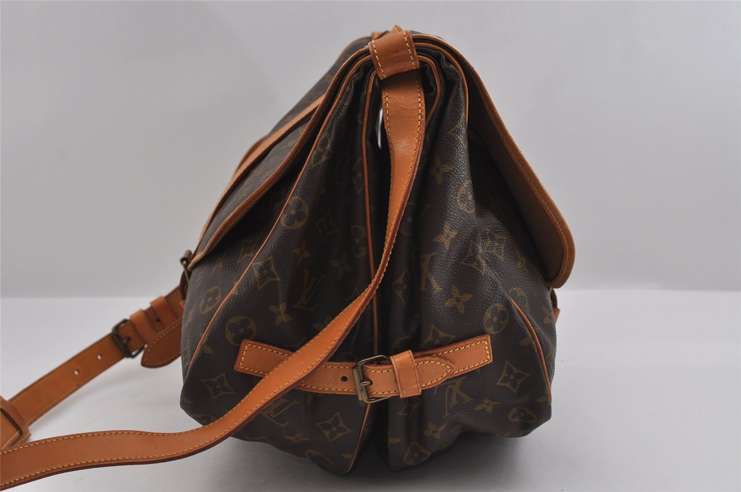 Authentic Louis Vuitton Monogram Saumur 35 Shoulder Cross Bag M42254 LV 3103I