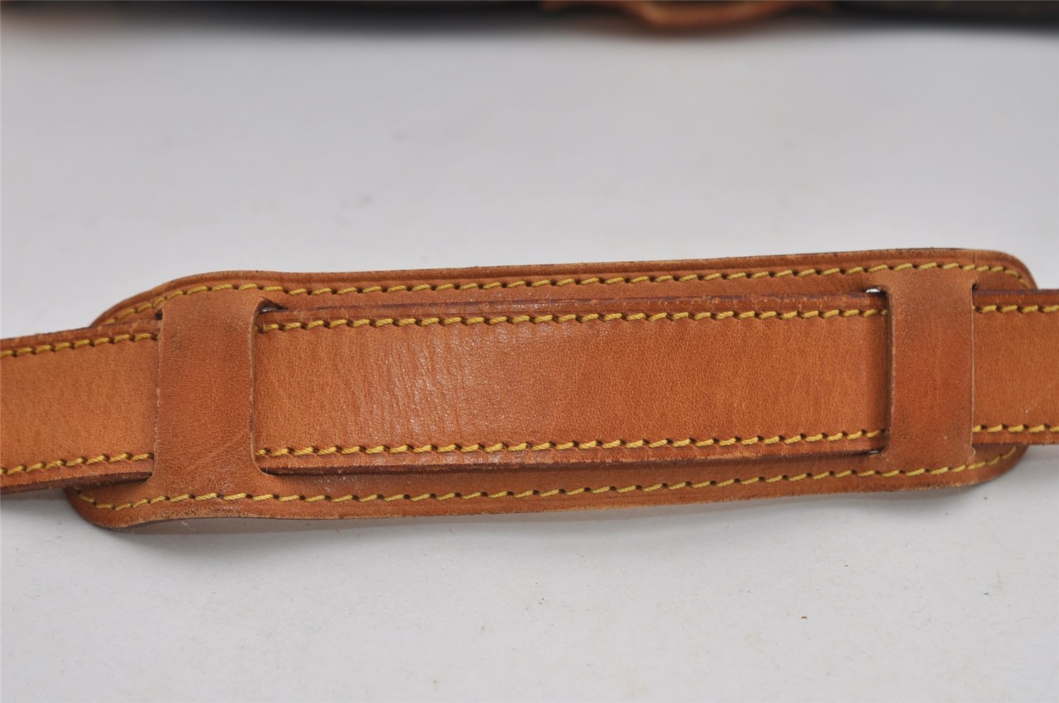 Authentic Louis Vuitton Monogram Saumur 35 Shoulder Cross Bag M42254 LV 3103I