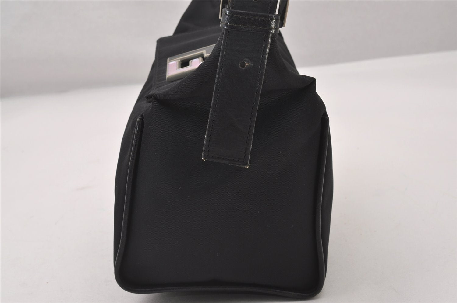 Authentic FENDI Vintage Shoulder Hand Bag Purse Nylon Leather Black 3112I