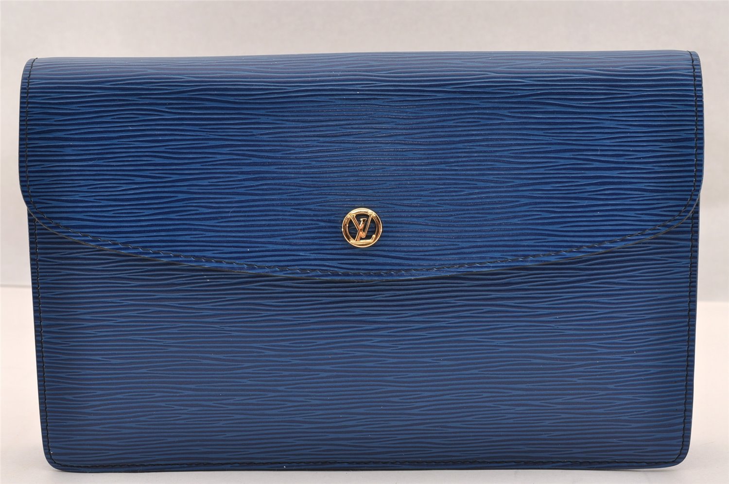 Authentic Louis Vuitton Epi Montaigne 27 Clutch Hand Bag Blue M52655 LV 3113I