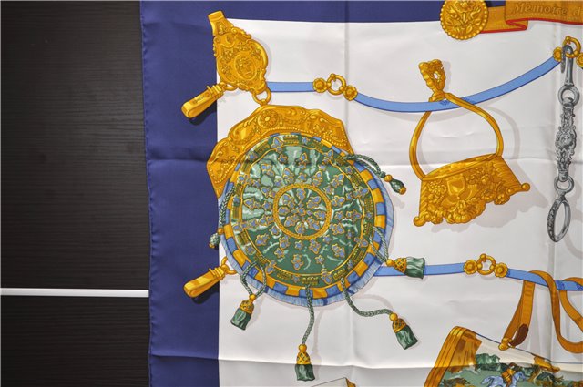 Authentic HERMES Carre 90 Scarf 