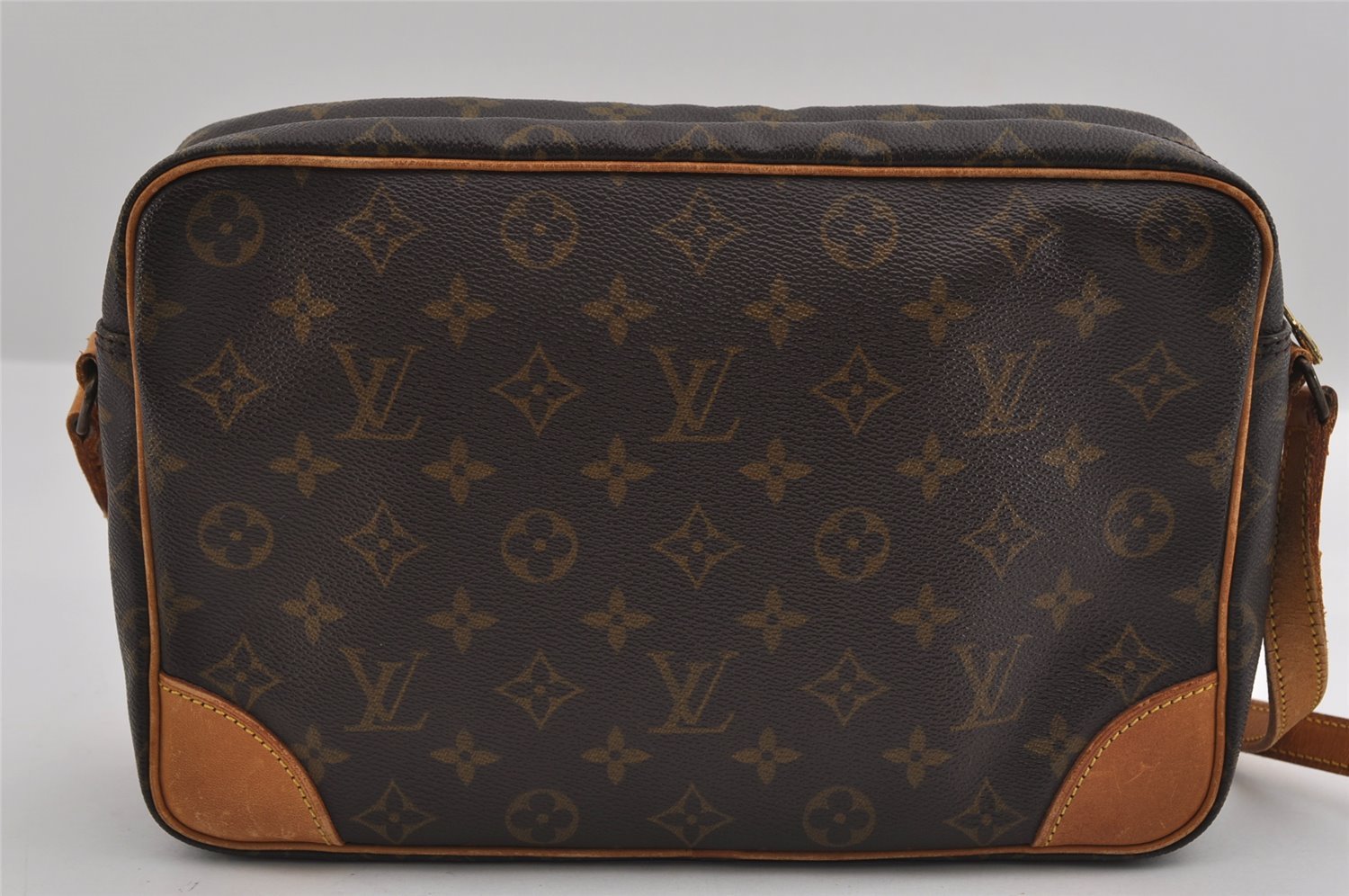 Authentic Louis Vuitton Monogram Trocadero 30 Shoulder Cross Bag M51272 LV 3126I