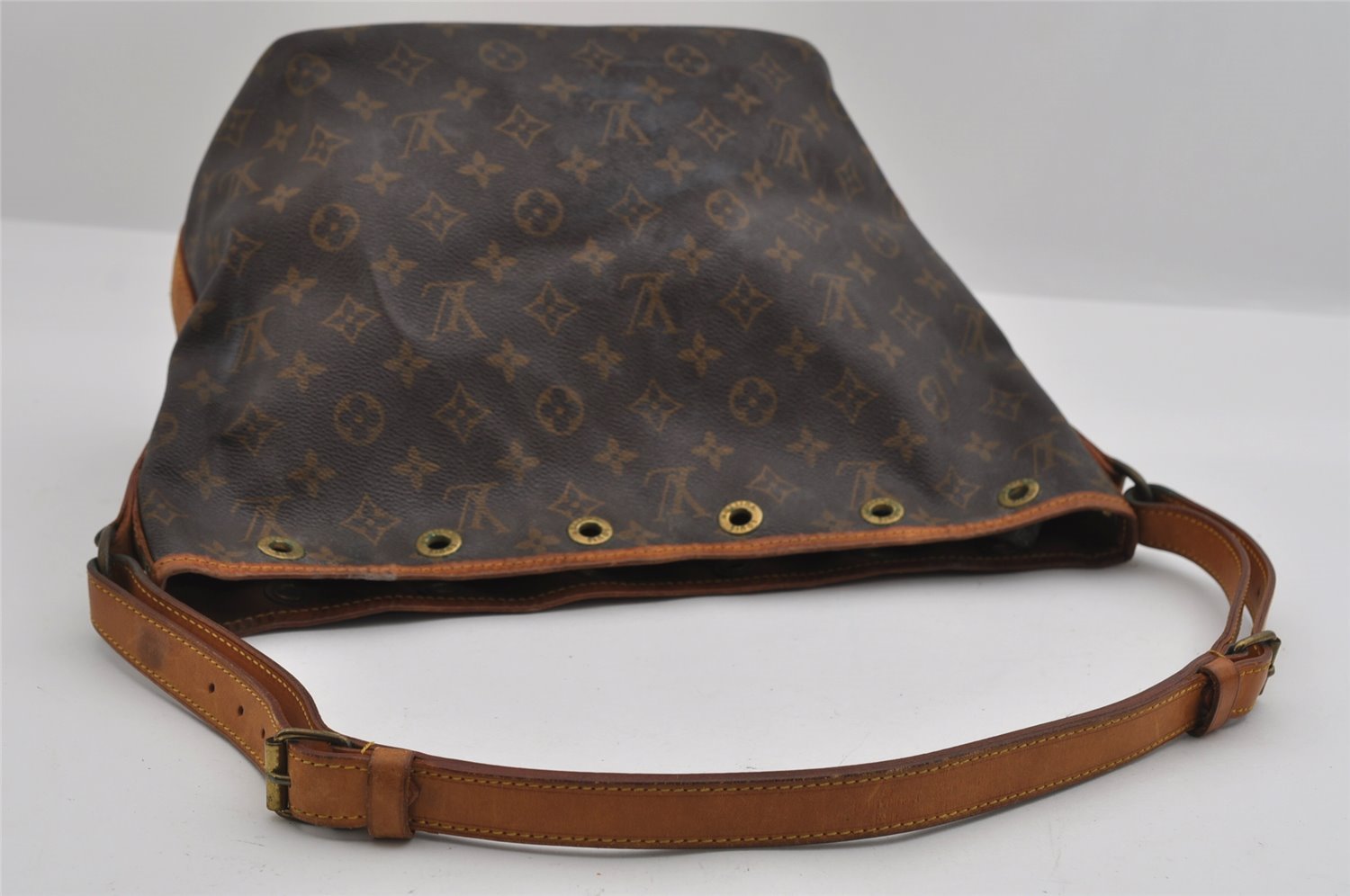 Authentic Louis Vuitton Monogram Petit Noe M42226 Shoulder Drawstring Bag 3135I
