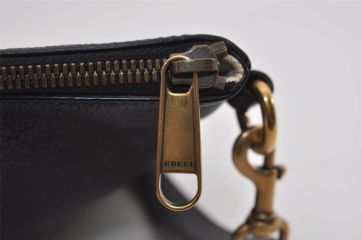 Authentic GUCCI Portfolio Clutch Hand Bag Purse Leather 572770 Black 3142I