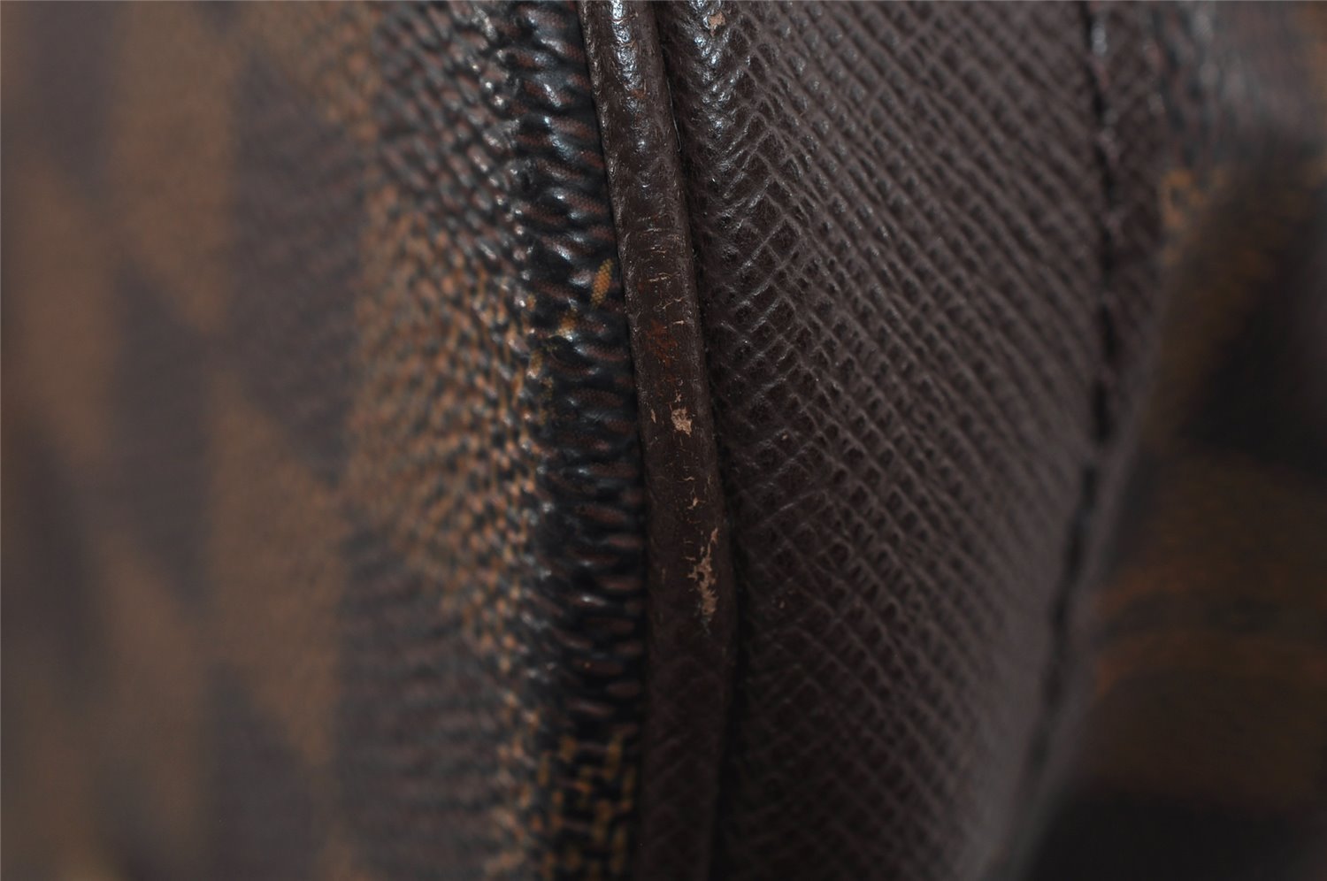 Authentic Louis Vuitton Damier Marais Bucket Shoulder Tote Bag N42240 LV 3144I