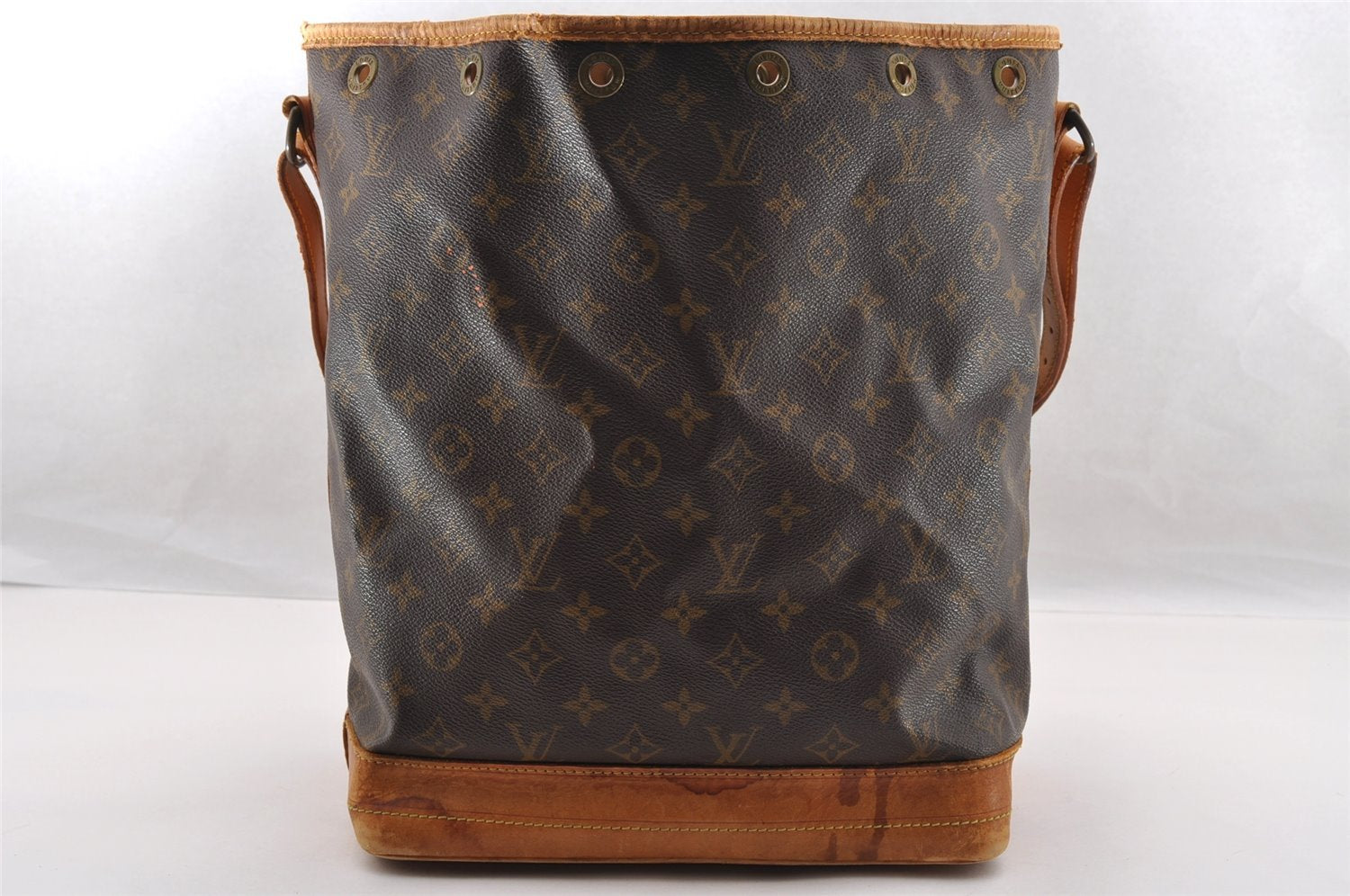 Authentic Louis Vuitton Monogram Noe Shoulder Drawstring Bag M42224 LV 3146I
