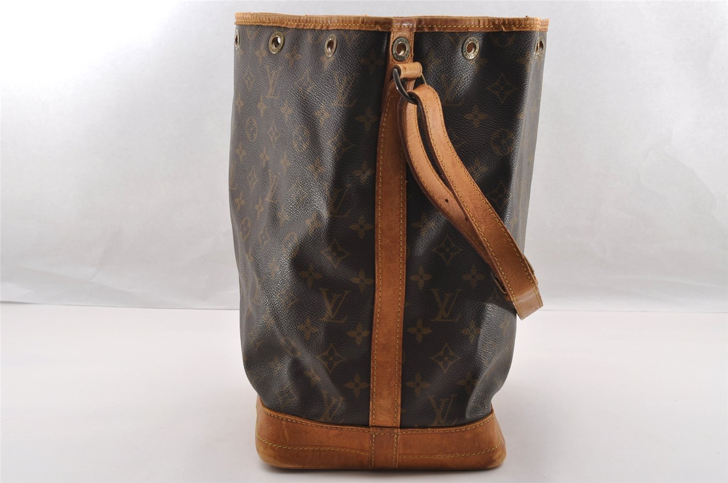 Authentic Louis Vuitton Monogram Noe Shoulder Drawstring Bag M42224 LV 3146I