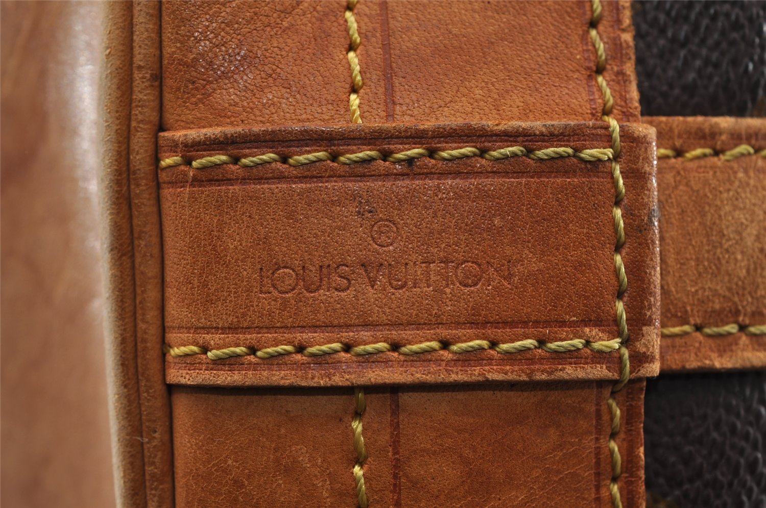 Authentic Louis Vuitton Monogram Noe Shoulder Drawstring Bag M42224 LV 3146I