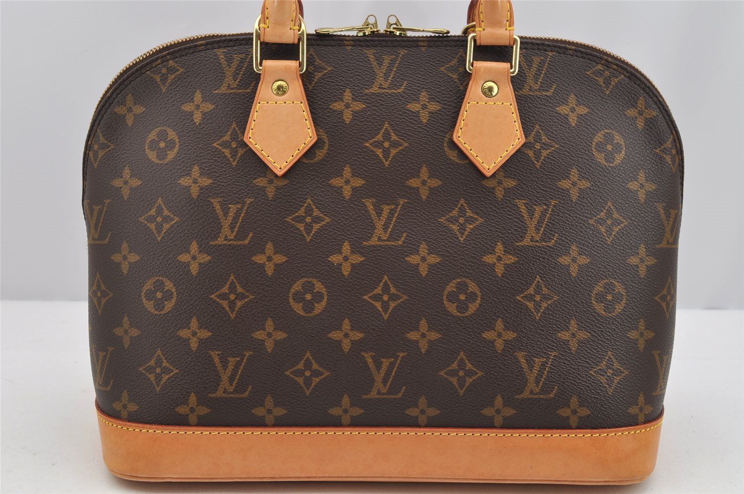 Authentic Louis Vuitton Monogram Alma Hand Bag Purse M51130 LV 3147I