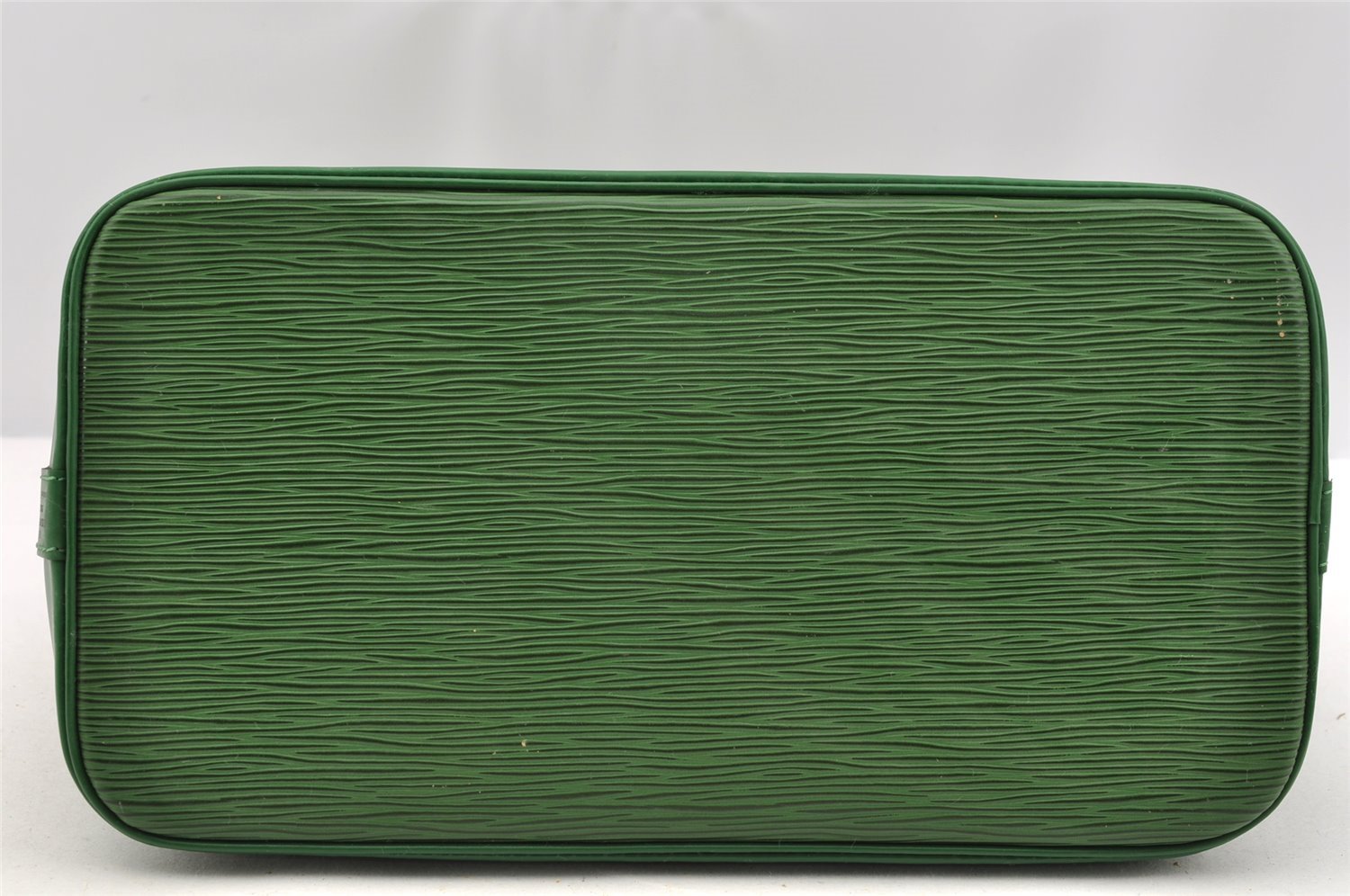 Authentic Louis Vuitton Epi Alma PM Hand Bag Green M52144 LV 3151I