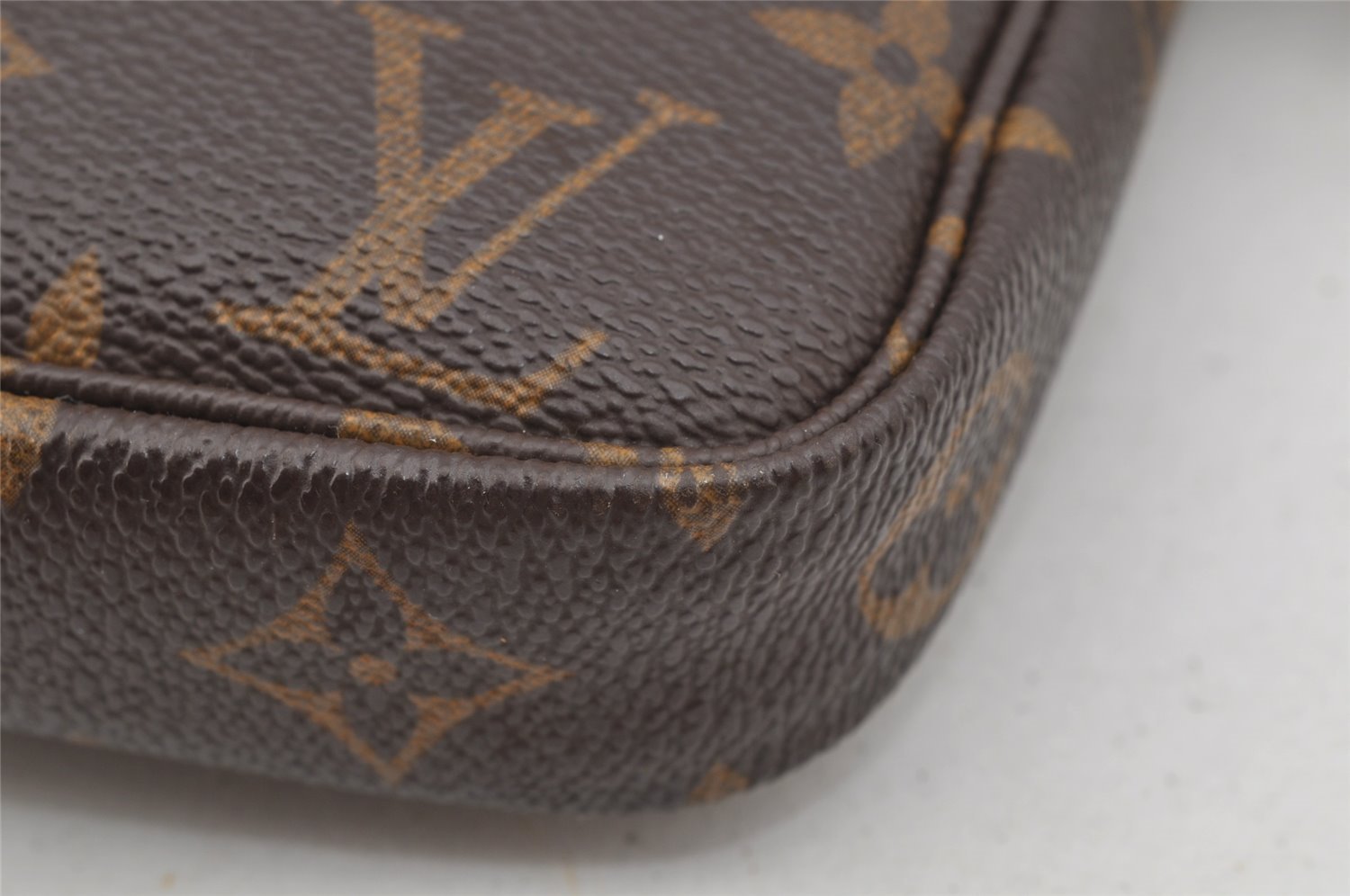 Authentic Louis Vuitton Monogram Pochette Accessoires Pouch M51980 LV 3154I