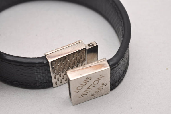 Authentic Louis Vuitton Damier Graphite Bracelet Pull It Black M6300E LV 3155I