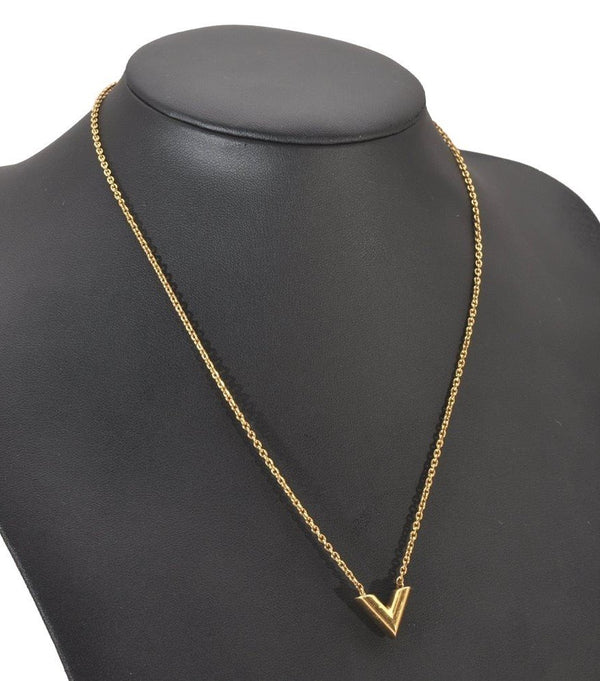 Authentic Louis Vuitton Essential V Gold Chain Pendant Necklace M61083 LV 3156I