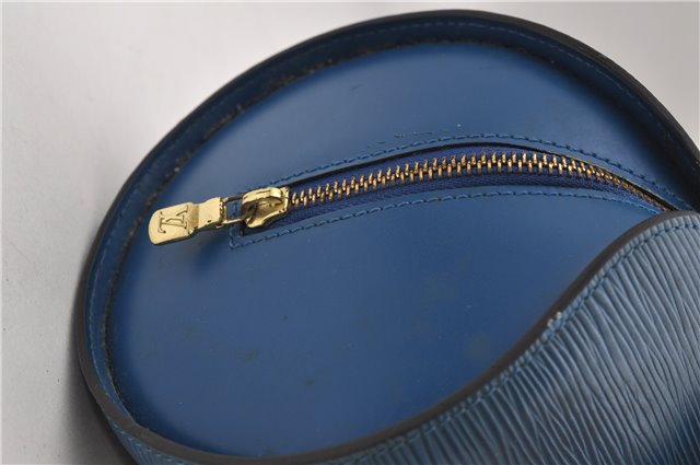Authentic Louis Vuitton Epi Soufflot Hand Bag Blue M52225 LV 3162D