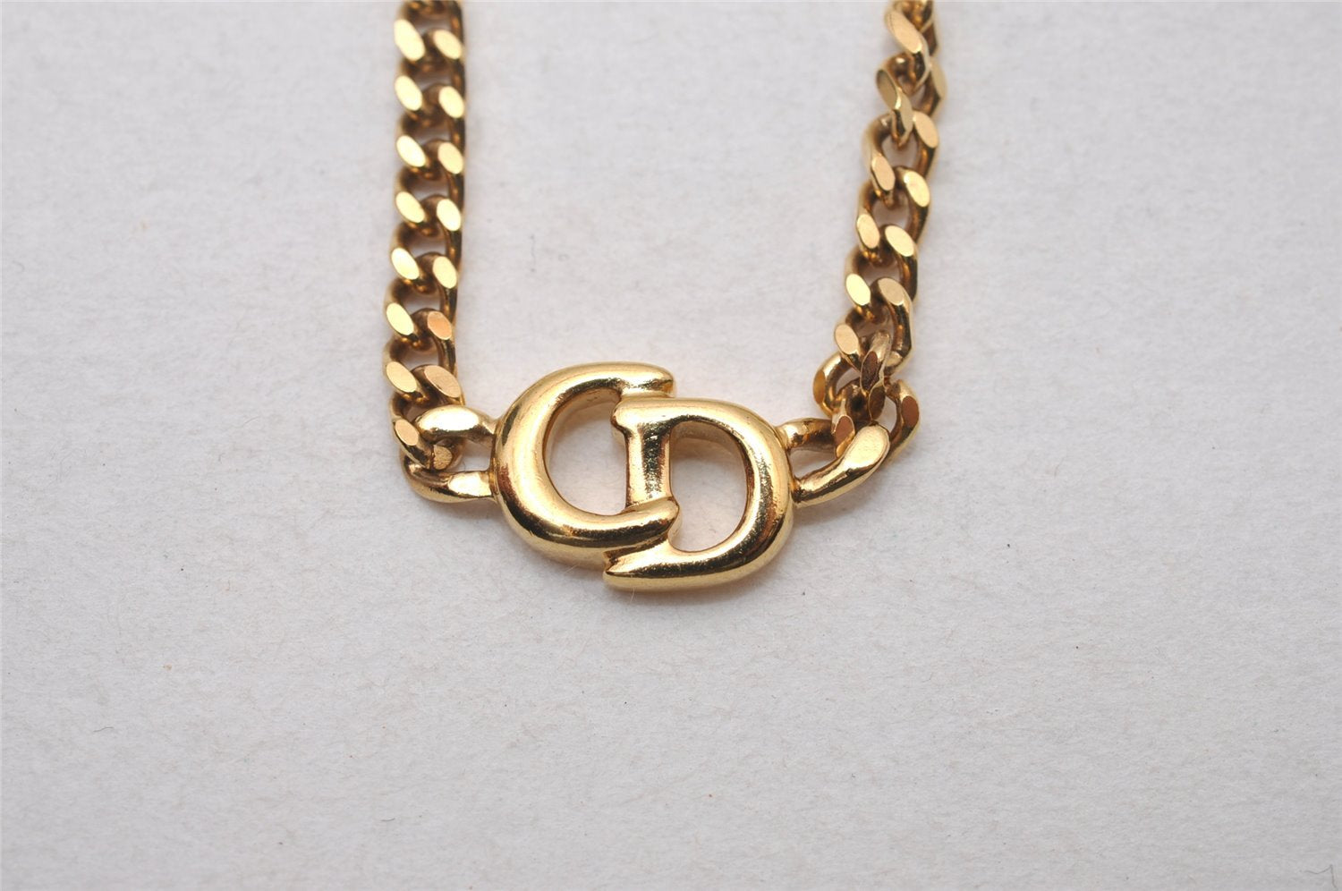 Authentic Christian Dior Gold Tone Chain Pendant Necklace CD 3162I