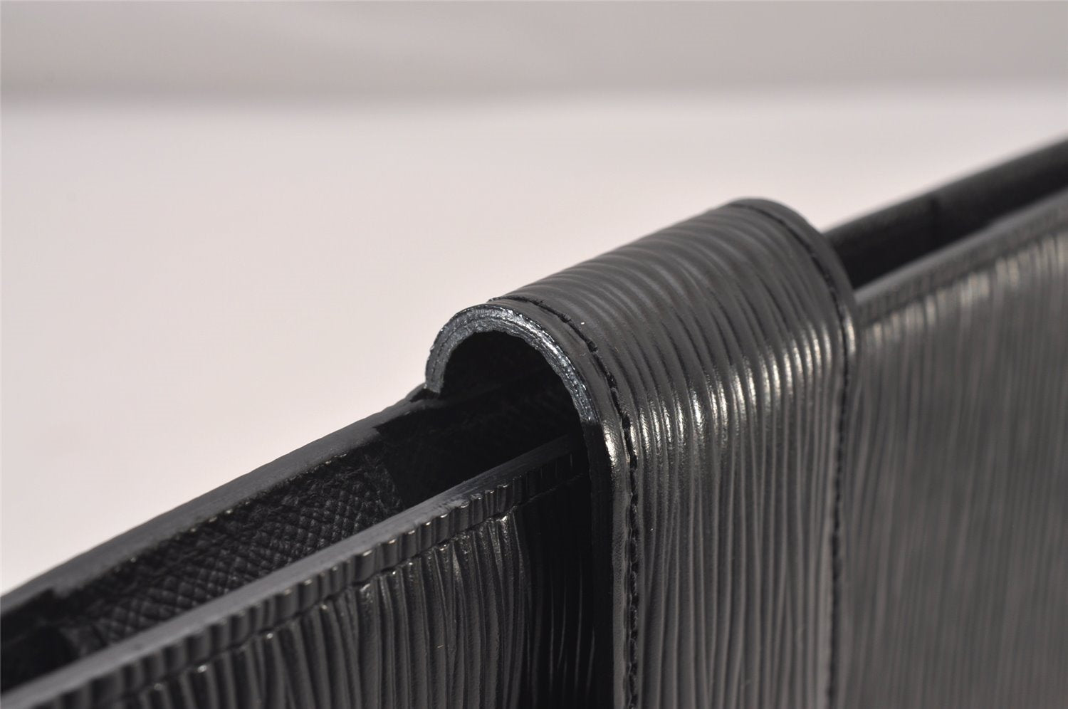 Authentic Louis Vuitton Epi Agenda GM Notebook Cover Black R20212 LV 3188I