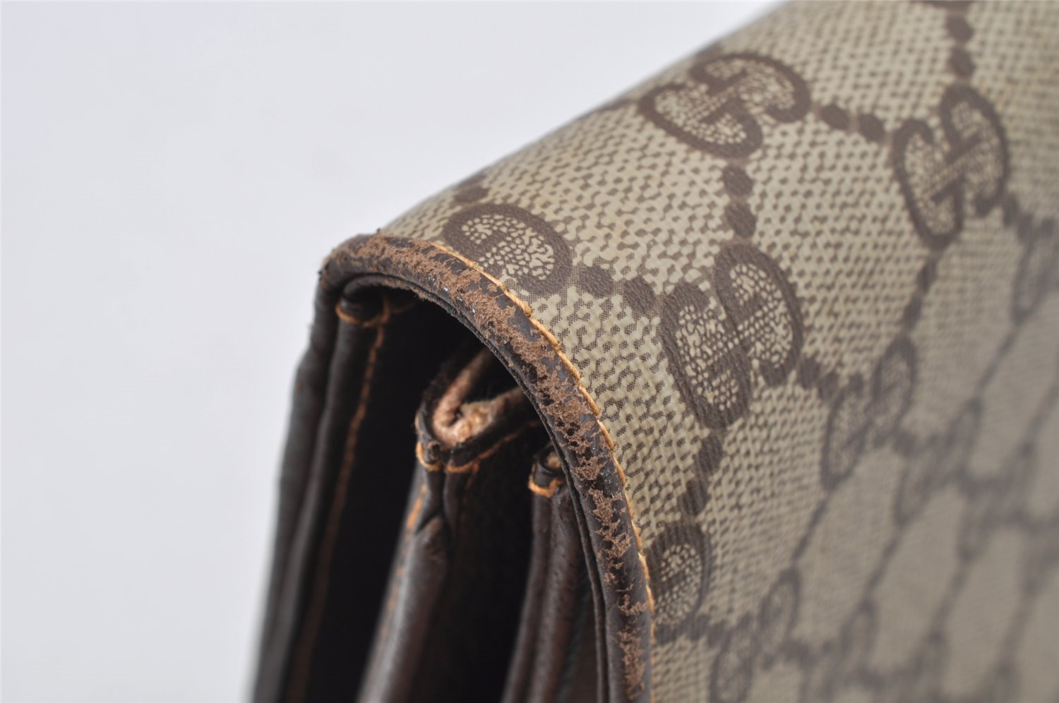 Authentic GUCCI 2Way Shoulder Clutch Bag Purse GG PVC Leather Brown 3197I