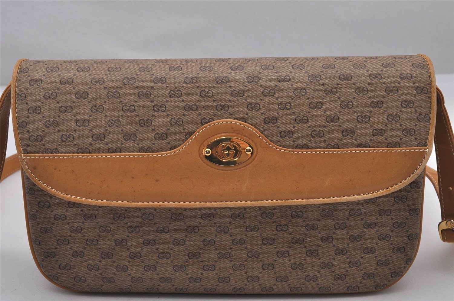 Authentic GUCCI Micro GG PVC Leather Shoulder Cross Body Bag Brown Junk 3198I