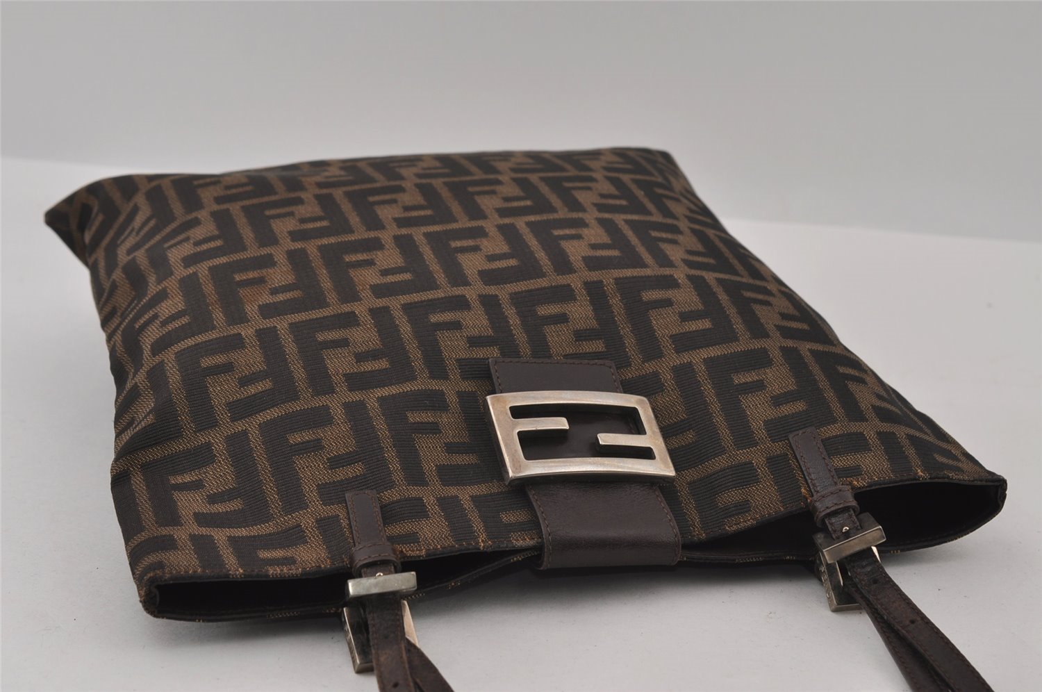 Authentic FENDI Zucca Vintage Shoulder Tote Bag Canvas Leather Brown Black 3201I