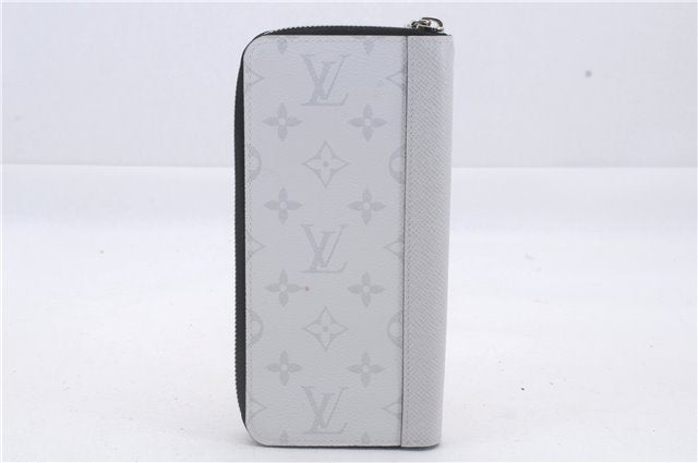 Auth Louis Vuitton Taiga Rama Portefeuille Brazza Wallet M30298 White Box 3212D