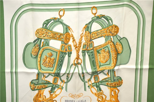 Auth HERMES Petit Carre 40 Scarf Handkerchief "BRIDES de GALA" Silk Green 3226D