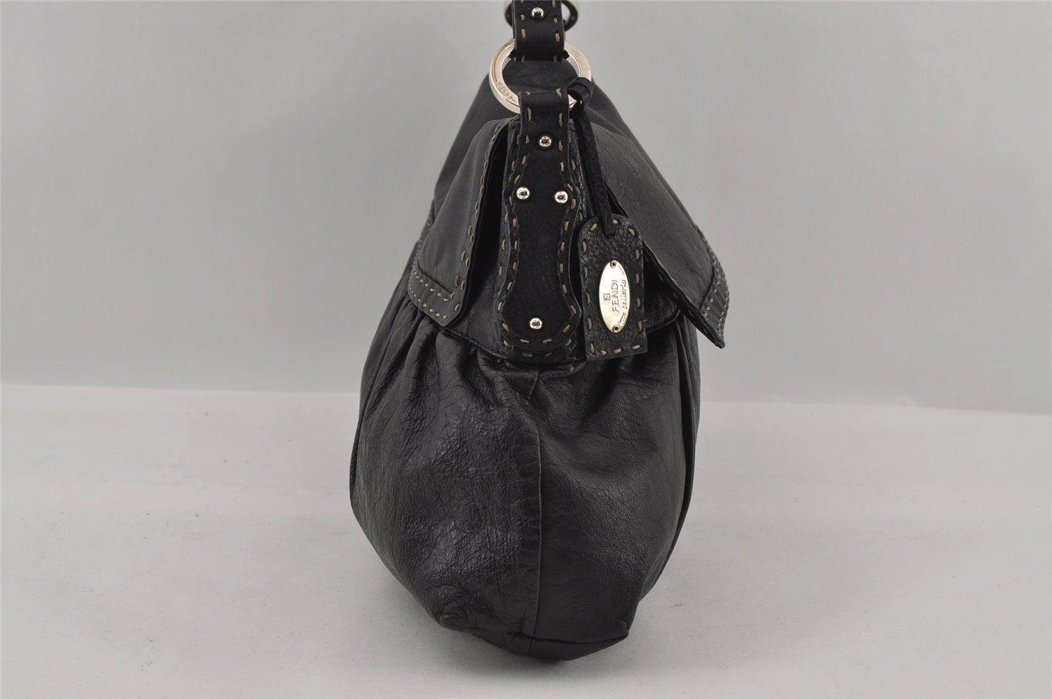 Authentic FENDI Selleria Vintage Shoulder Hand Bag Leather Black 3234I
